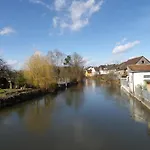 Zur Elz